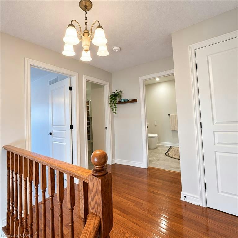 5321 Applegarth Drive, Burlington, ON, L7L 7E4 - 17
