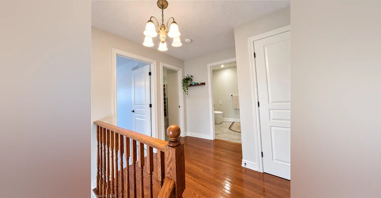 5321 Applegarth Drive, Burlington, ON, L7L 7E4 - 17