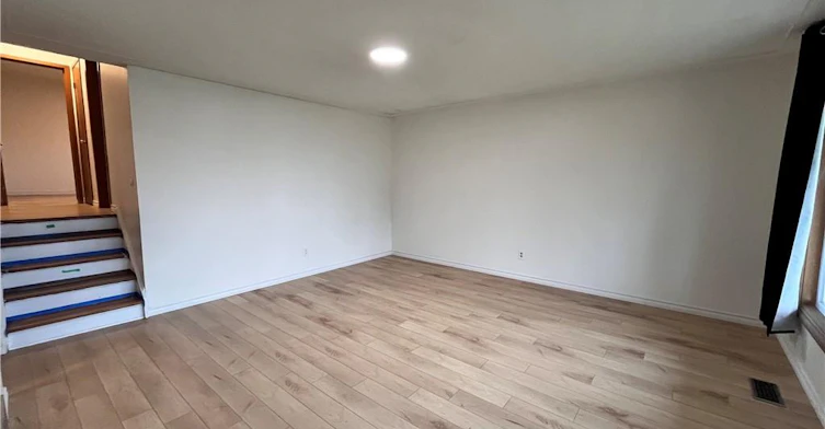 Upper-50 Limeridge Road W, Hamilton, ON, L9C 2V1 - 4