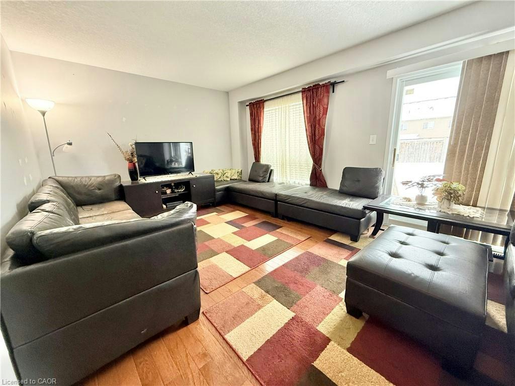 22 Madeleine Street, Kitchener, ON, N2R 1V5 - 7