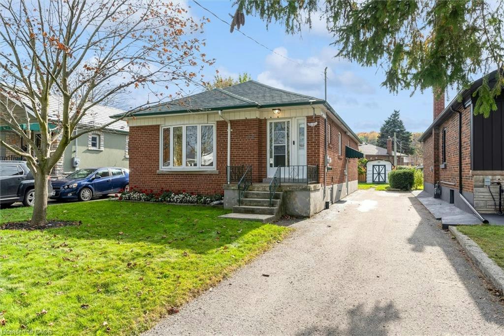 24 Muldrew Avenue, Toronto, ON, M1R 1X5