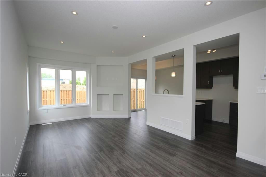 1 Dresser Lane, Hamilton, ON, L9K 0K1 - 6