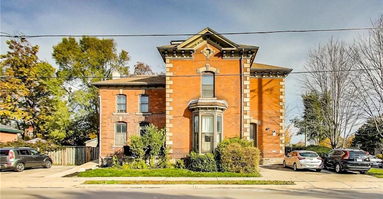 2-102 West Avenue, Hamilton, ON, L8N 2S3