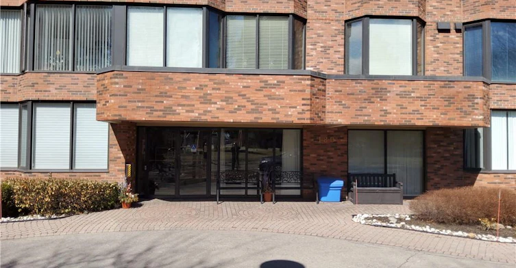 401-180 Limeridge Road W, Hamilton, ON, L9C 7H7 - 2