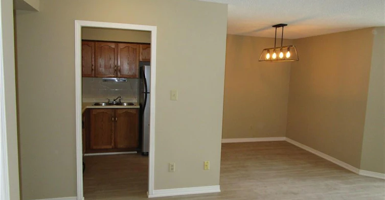 401-180 Limeridge Road W, Hamilton, ON, L9C 7H7 - 11