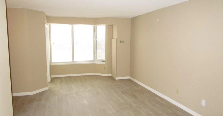 401-180 Limeridge Road W, Hamilton, ON, L9C 7H7 - 9