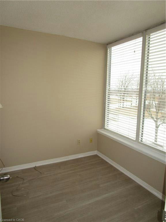 401-180 Limeridge Road W, Hamilton, ON, L9C 7H7 - 12