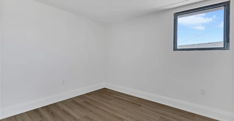 1-581 Lancaster Street W, Kitchener, ON, N2K 1M5 - 8