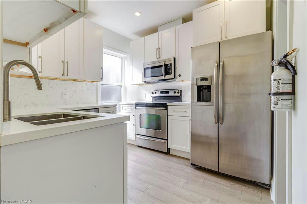 2-734 Cannon Street E, Hamilton, ON, L8L 2G9 - 2