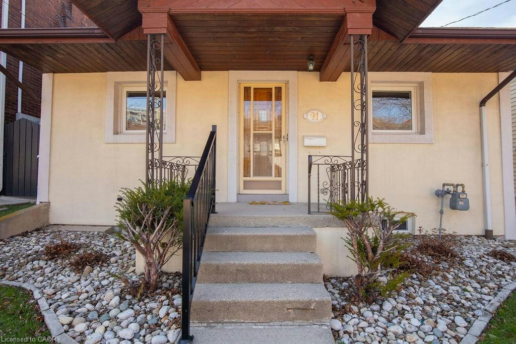 91 Pearl Street N, Hamilton, ON, L8R 2Z2