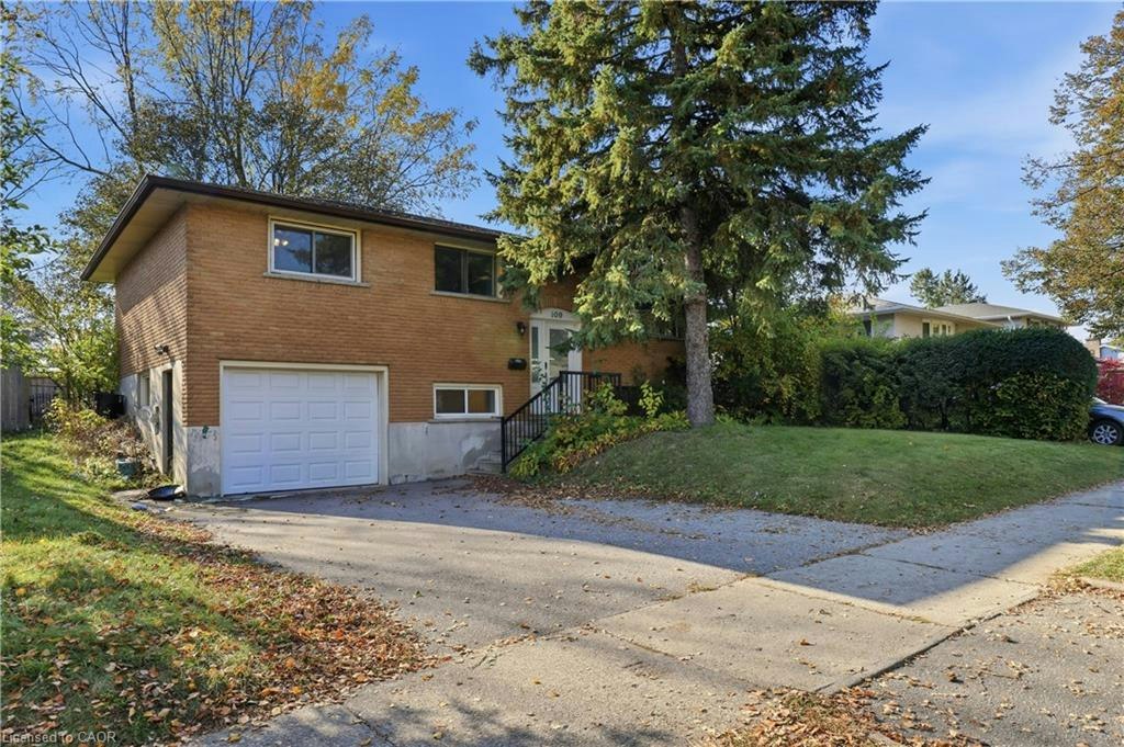 109 Indian Road, Kitchener, ON, N2B 2S6