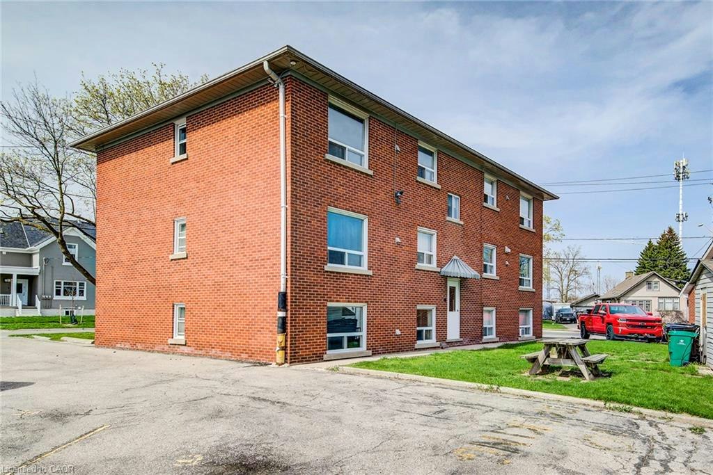 2-5 Heiman Street, Kitchener, ON, N2M 3L5 - 26