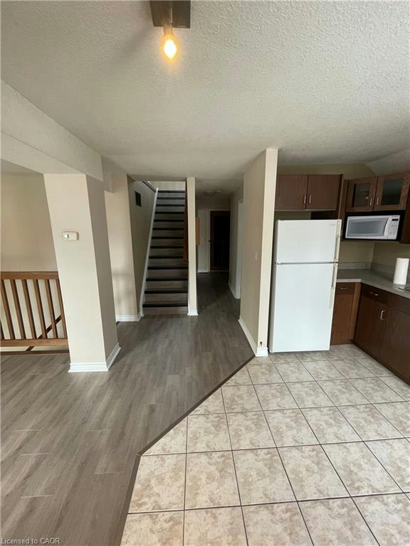 B-6 Moyer Street, Kitchener, ON, N2H 2S5 - 4