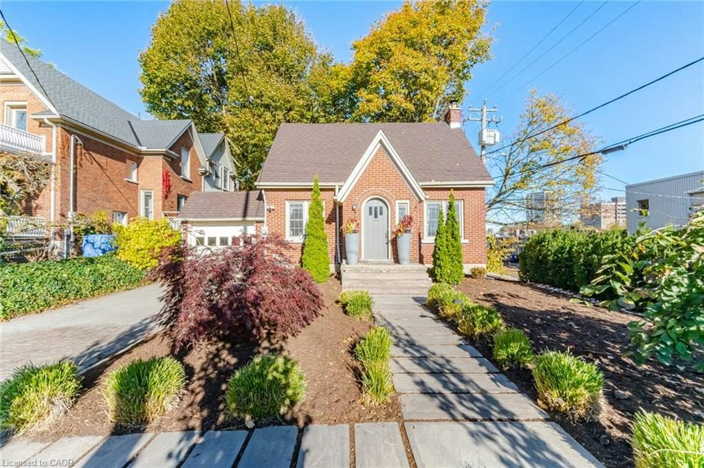 11 Rock Avenue, Kitchener, ON, N2M 2N9
