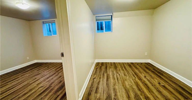 LOWER-77 Moxley Drive, Hamilton, ON, L8T 3Y8 - 10