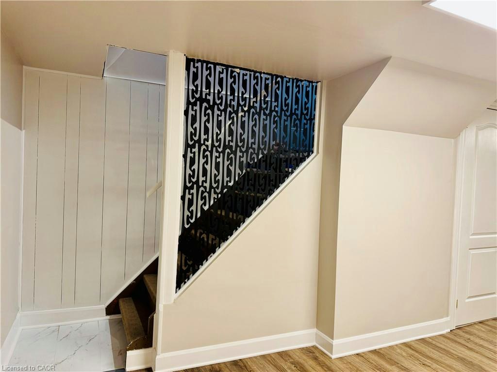 LOWER-77 Moxley Drive, Hamilton, ON, L8T 3Y8 - 3