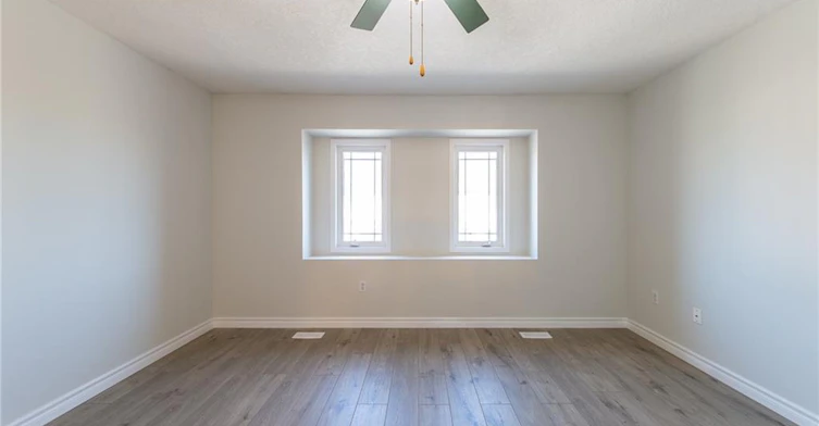 J54-619 Wild Ginger Avenue, Waterloo, ON, N2V 2X1 - 15