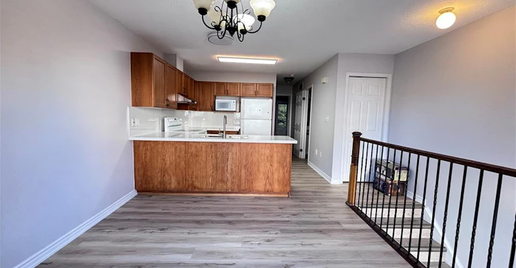 J54-619 Wild Ginger Avenue, Waterloo, ON, N2V 2X1 - 7