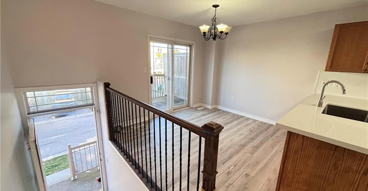 J54-619 Wild Ginger Avenue, Waterloo, ON, N2V 2X1 - 3