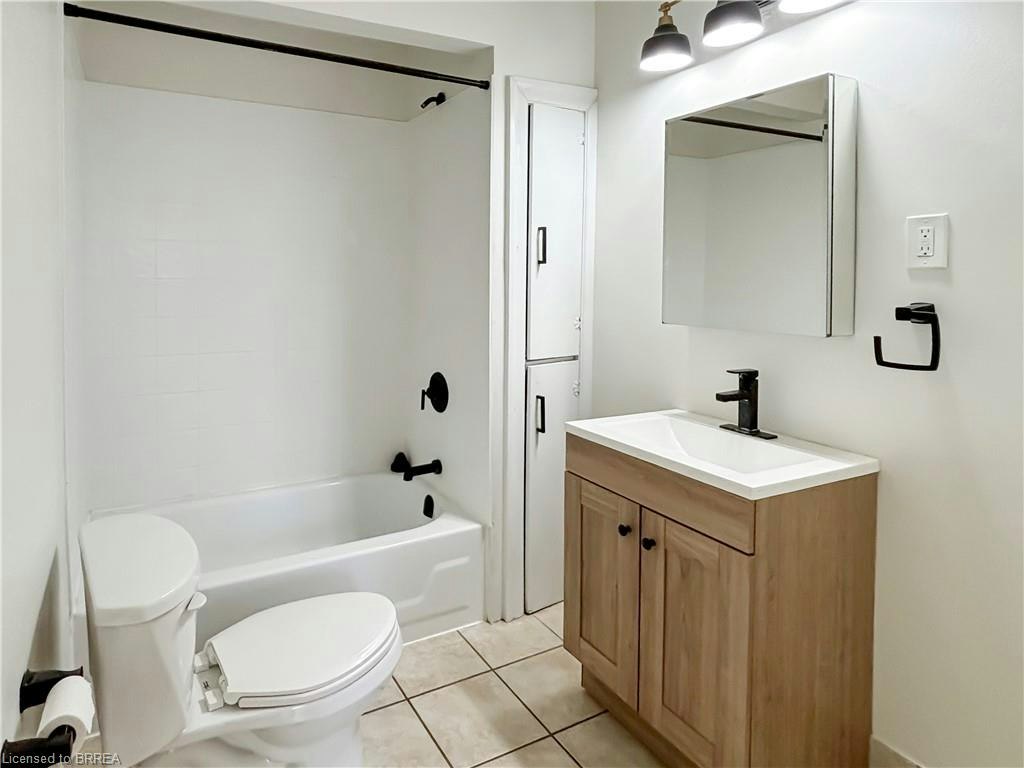 6-7 Sheridan Street, Brantford, ON, N3T 2P7 - 5