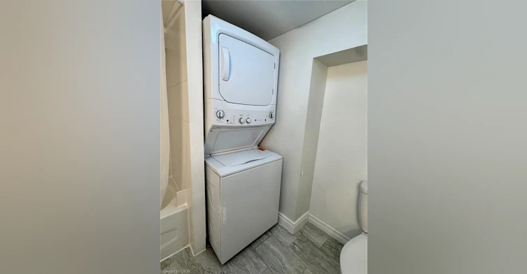 BSMT-39 Centennial Parkway S, Hamilton, ON, L8G 2C1 - 17