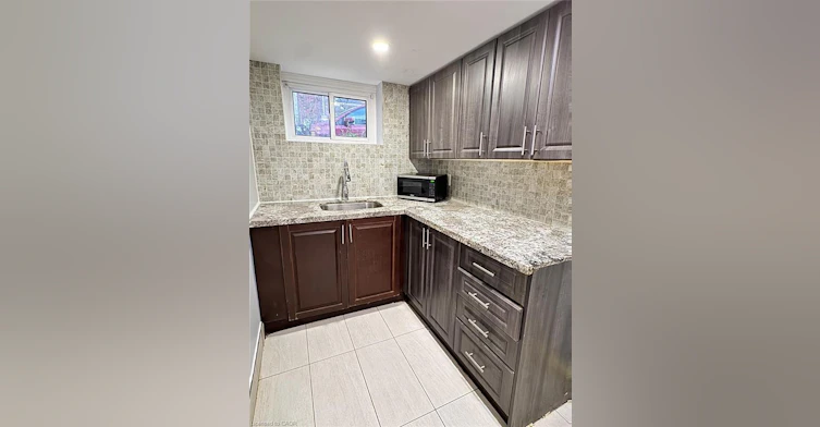 BSMT-39 Centennial Parkway S, Hamilton, ON, L8G 2C1 - 7