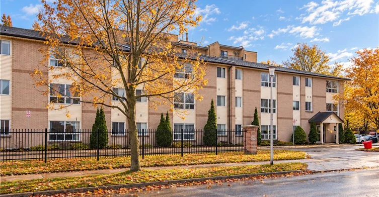 311-1265 Bentley Drive, London, ON, N5V 4M4