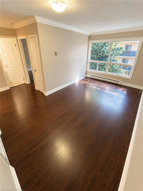 311-1265 Bentley Drive, London, ON, N5V 4M4 - 3