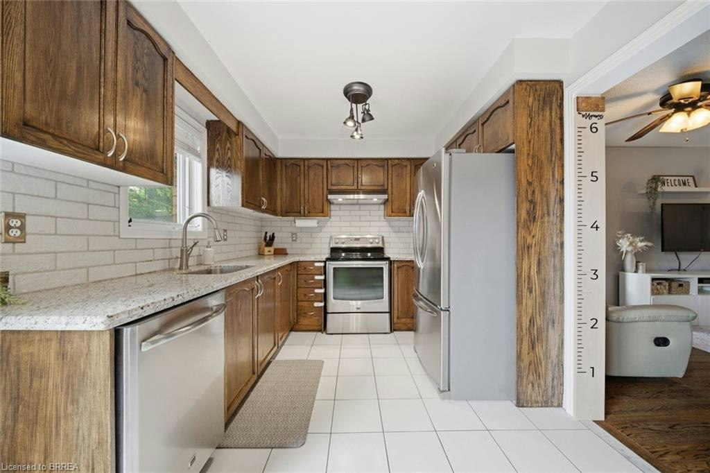 137 Chudleigh Street, Hamilton, ON, L8B 0J4 - 18