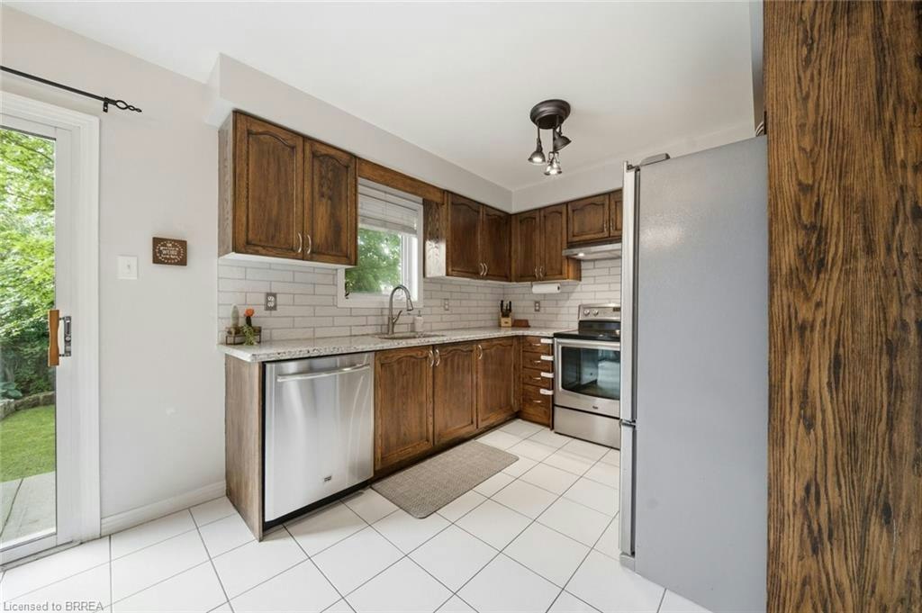 137 Chudleigh Street, Hamilton, ON, L8B 0J4 - 17