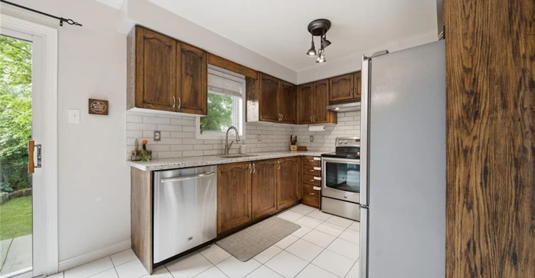 137 Chudleigh Street, Hamilton, ON, L8B 0J4 - 17