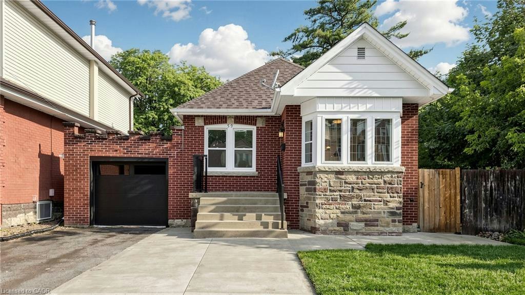 59 Longwood Road N, Hamilton, ON, L8S 3V2