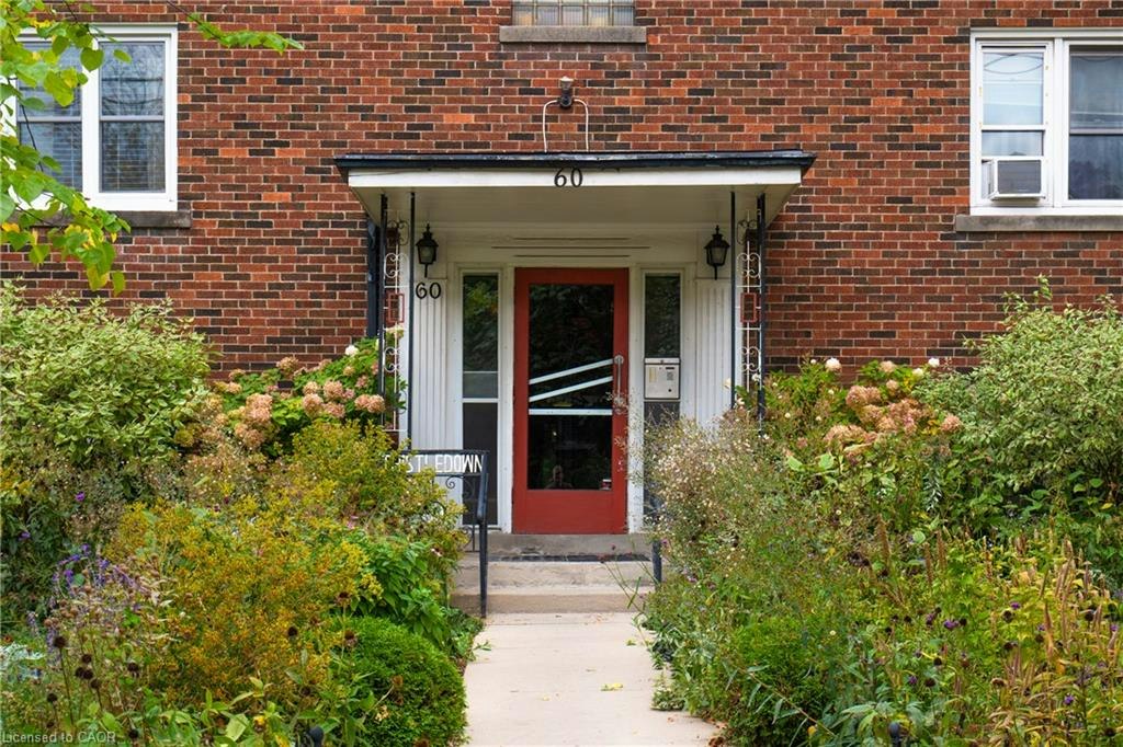 304-60 Robinson Street, Hamilton, ON, L8P 1V9