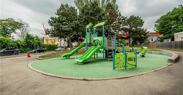 10 Douglas Avenue, Hamilton, ON, L8L 5P6 - 33