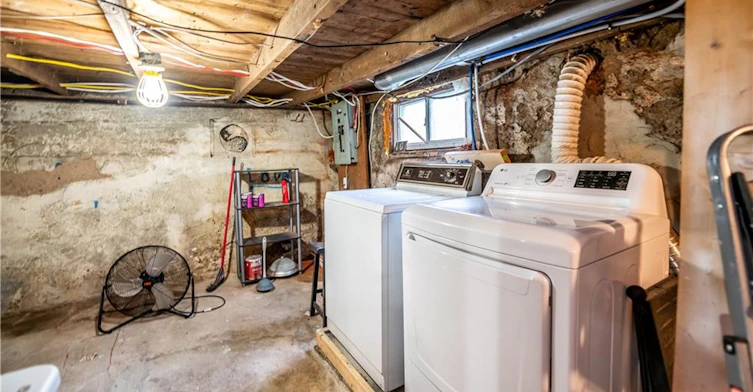 10 Douglas Avenue, Hamilton, ON, L8L 5P6 - 24
