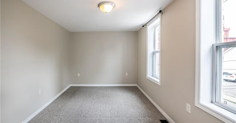 10 Douglas Avenue, Hamilton, ON, L8L 5P6 - 13