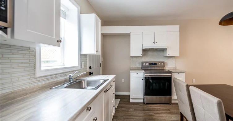 10 Douglas Avenue, Hamilton, ON, L8L 5P6 - 7