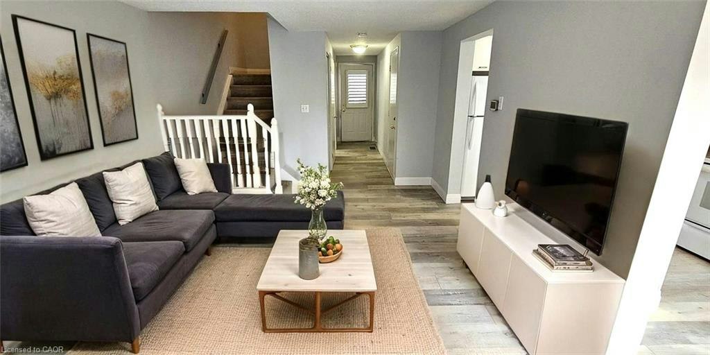 24 Hartley Court, Cambridge, ON, N1R 8J4 - 4