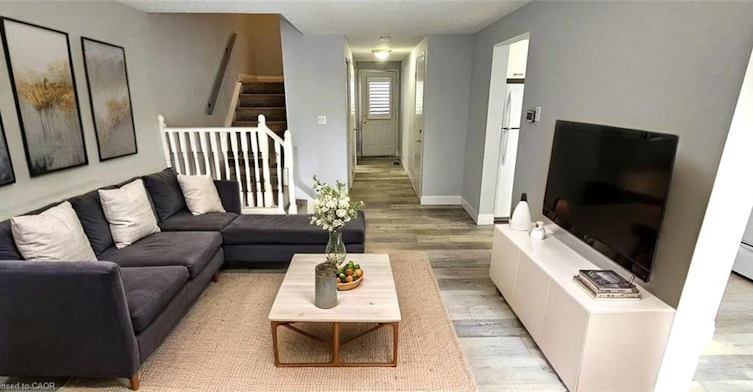 24 Hartley Court, Cambridge, ON, N1R 8J4 - 4