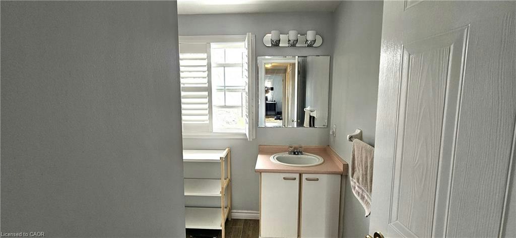 24 Hartley Court, Cambridge, ON, N1R 8J4 - 8