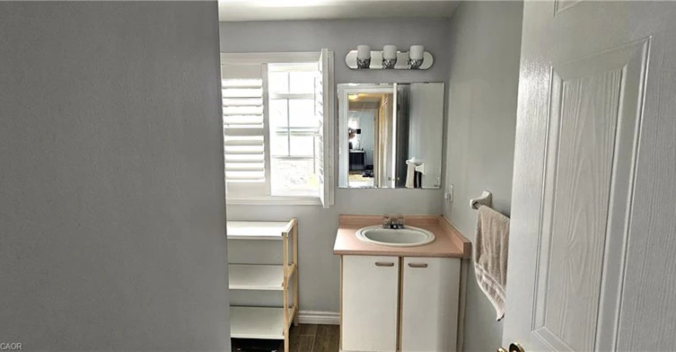 24 Hartley Court, Cambridge, ON, N1R 8J4 - 8