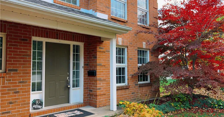 535 Cairncroft Place, Waterloo, ON, N2T 2J5 - 2