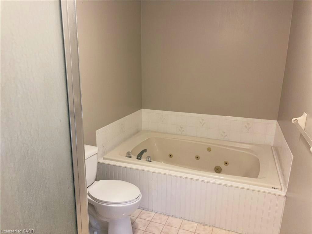 535 Cairncroft Place, Waterloo, ON, N2T 2J5 - 19