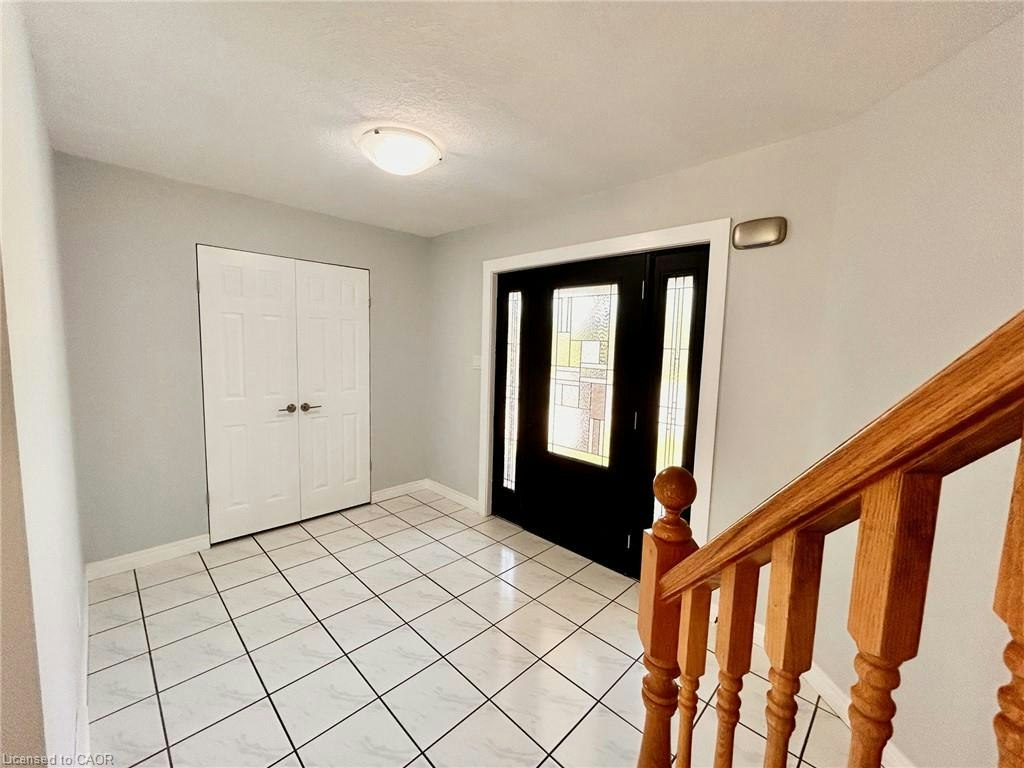293 Doon Mills Drive, Kitchener, ON, N2P 2R8 - 3