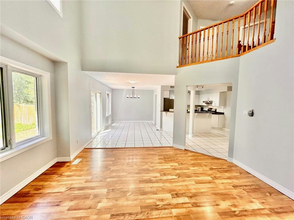 293 Doon Mills Drive, Kitchener, ON, N2P 2R8 - 8