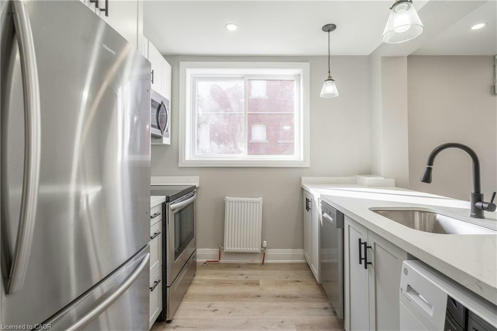 2-1212 Cannon Street E, Hamilton, ON, L8H 1T9 - 3