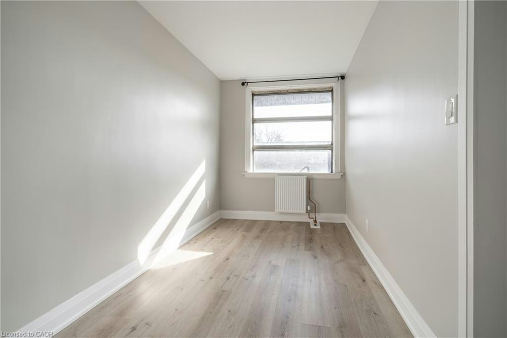 2-1212 Cannon Street E, Hamilton, ON, L8H 1T9 - 7