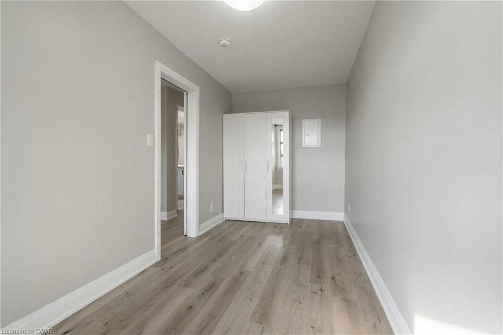 2-1212 Cannon Street E, Hamilton, ON, L8H 1T9 - 5