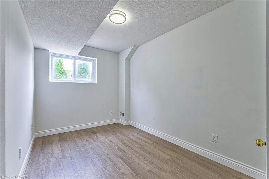 168 Copper Leaf Street, Kitchener, ON, N2E 3V9 - 24