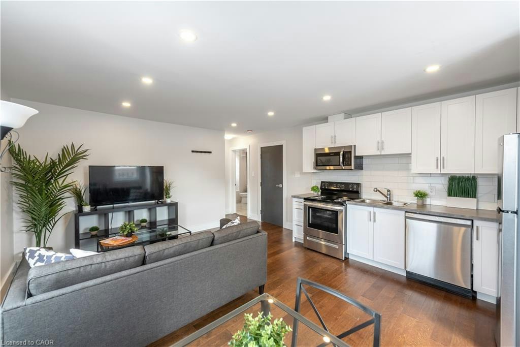 7-35 Niagara Street, St. Catharines, ON, L2R 4K8 - 2